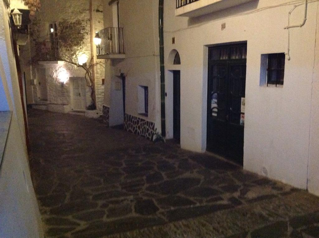 Hotel Vehí Cadaqués Exterior foto